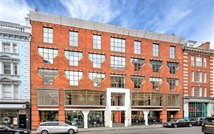 62/65 Chandos Pace, London, WC2N 4HG 